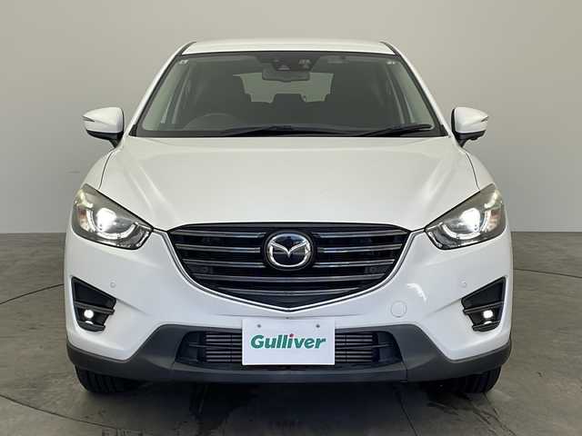 マツダ ＣＸ－５ XD プロアクティブ 兵庫県 2015(平27)年 7.3万km クリスタルホワイトパールマイカ ・純正ナビ/CD/DVD/BT/USB/AUX/TV/・バックカメラ/・ビルトインETC/・社外前後ドライブレコーダー/・レーダークルーズコントロール/・スマートブレーキサポート/・スマートシティブレーキサポート/・アダプティブLEDヘッドライト/・レーンキープアシストシステム/・車線逸脱警報システム/・ブラインドスポットモニタリング/・ドライバーアテンションアラート/・トラクションコントロールシステム/・アドバンストキーレスエントリーシステム/・スマートキー/・プッシュボタンスタートシステム/・純正17インチアルミホイール/・純正フロアマット/・ドアバイザー