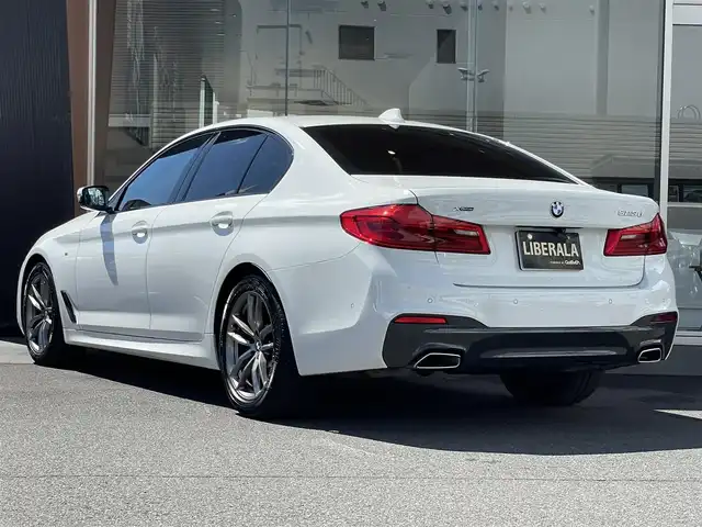ＢＭＷ ５２３ｄ xDrive Mスピリット 鹿児島県 2020(令2)年 6.8万km 白 禁煙車/ワンオーナー/純正ナビ/Bluetooth/4WD/全周囲カメラ/前後ドライブレコーダー/純正フロアマット/純正18インチアルミホイール/黒本革シート/パワーシート