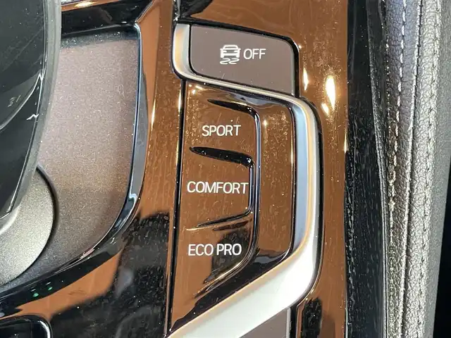 ＢＭＷ ５２３ｄ xDrive Mスピリット 鹿児島県 2020(令2)年 6.8万km 白 禁煙車/ワンオーナー/純正ナビ/Bluetooth/4WD/全周囲カメラ/前後ドライブレコーダー/純正フロアマット/純正18インチアルミホイール/黒本革シート/パワーシート