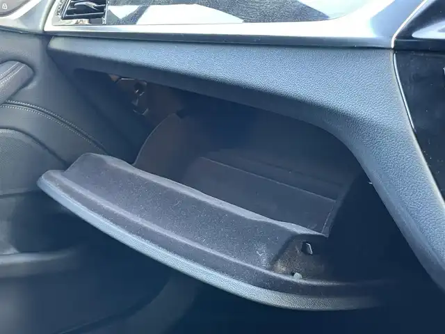 ＢＭＷ ５２３ｄ xDrive Mスピリット 鹿児島県 2020(令2)年 6.8万km 白 禁煙車/ワンオーナー/純正ナビ/Bluetooth/4WD/全周囲カメラ/前後ドライブレコーダー/純正フロアマット/純正18インチアルミホイール/黒本革シート/パワーシート