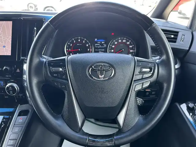 トヨタ アルファード S タイプゴールド 大阪府 2020(令2)年 5.9万km ホワイトパールクリスタルシャイン 10.5純正ナビ（Bluetooth/USB/CD/DVD)/バックカメラ/純正フリップダウンモニター/衝突被害軽減システム/レーンキープアシスト/横滑り防止装置/コーナーセンサー（前後）/レーダークルーズコントロール/ワンオーナー/両側パワースライドドア/純正ドライブレコーダー/ビルトインETC/純正AW/純正フロアマット/純正LEDライト/スペアキー1本/保証書/説明書