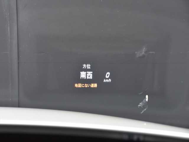 メルセデス・ベンツ Ｃ２２０ｄ アバンギャルド　AMGライン 和歌山県 2015(平27)年 5.8万km ポーラホワイト レザーエクスクルーシブパッケージ/レーダーセーフティ/キーレスゴー/アンビエントライト/エアサス/パドルシフト/LEDライト/黒革/シートヒーター/HUD/オートテールゲート/ナビ/バックカメラ/TV/BTオーディオ/パワーシート/シートヒーター/ETC