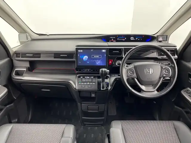 ホンダ ステップワゴン スパーダ クールスピリット 群馬県 2016(平28)年 5.5万km プレミアムスパークルブラックパール １０型ナビ　１２．８型後席モニター　バックカメラ　アダプティブクルーズコントロール　レーンキープアシスト　衝突被害軽減ブレーキ　シートヒーター　両側パワースライドドア　ドライブレコーダー　禁煙車