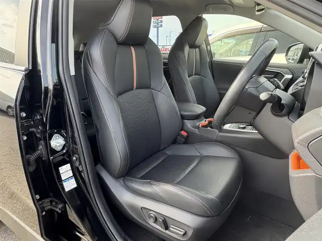 トヨタ ＲＡＶ４ アドベンチャー 山口県 2020(令2)年 4.9万km アティチュードブラックマイカ ワンオーナー/4WD/9型ディスプレイオーディオ/フルセグTV BT Miracast/バックカメラ/黒レザーシート/冷暖エアシート/パワーシート/ビルトインETC/スマートキー 2個/衝突被害軽減ブレーキ/レーダークルーズコントロール/レーンアシスト/ブラインドスポットモニタ/オートマチックハイビーム/LEDオートヘッドライト/フォグライト/コーナーセンサー/前後ドラレコ/19インチアルミホイール/ステアリングヒーター/ステアリングリモコン/W サイド カーテン ニー エアバッグ/保証書 取説/禁煙車
