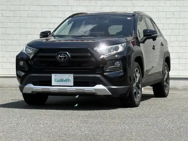 トヨタ ＲＡＶ４ アドベンチャー 山口県 2020(令2)年 4.9万km アティチュードブラックマイカ ワンオーナー/4WD/9型ディスプレイオーディオ/フルセグTV BT Miracast/バックカメラ/黒レザーシート/冷暖エアシート/パワーシート/ビルトインETC/スマートキー 2個/衝突被害軽減ブレーキ/レーダークルーズコントロール/レーンアシスト/ブラインドスポットモニタ/オートマチックハイビーム/LEDオートヘッドライト/フォグライト/コーナーセンサー/前後ドラレコ/19インチアルミホイール/ステアリングヒーター/ステアリングリモコン/W サイド カーテン ニー エアバッグ/保証書 取説/禁煙車