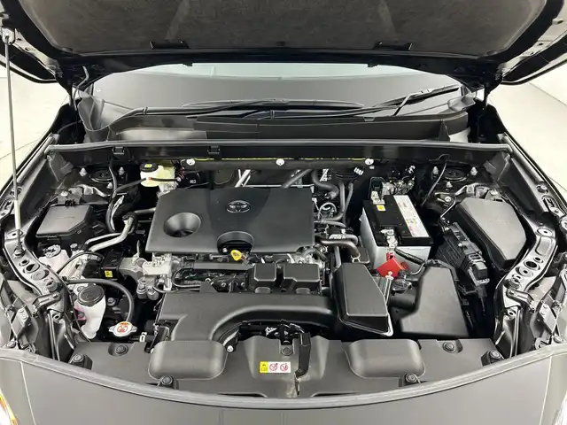 トヨタ ハリアー Z レザーパッケージ 愛知県 2024(令6)年 0.2万km ブラック 禁煙車/純正12.3インチナビ/（AM/FM/Bluetooth/USB/フルセグTV)/JBLプレミアムサウンド/全方位カメラ/トヨタセーフティセンス/・プリクラッシュセーフティ/・レーントレーシングアシスト/・パーキングサポートブレーキ/・パーキングセンサー/・オートマチックハイビーム/・レーダークルーズコントロール/・ブラインドスポットモニター/・ロードサインアシスト/ヘッドアップディスプレイ/デジタルインナーミラー/ETC2.0/ドライブレコーダー/レザーシート/シートヒーター/シートベンチレーション/パワーシート/メモリシート/革巻きステアリング/ステアリングヒーター/パワーバックドア/純正19インチアルミホイール/スマートキー/プッシュスタート/LEDヘッドライト/フロントフォグランプ/オートライト/純正フロアマット/横滑り防止装置/電子パーキングブレーキ/オートホールド/電動格納ミラー