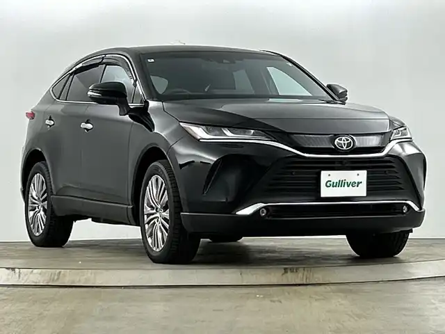 トヨタ ハリアー Z レザーパッケージ 愛知県 2024(令6)年 0.2万km ブラック 禁煙車/純正12.3インチナビ/（AM/FM/Bluetooth/USB/フルセグTV)/JBLプレミアムサウンド/全方位カメラ/トヨタセーフティセンス/・プリクラッシュセーフティ/・レーントレーシングアシスト/・パーキングサポートブレーキ/・パーキングセンサー/・オートマチックハイビーム/・レーダークルーズコントロール/・ブラインドスポットモニター/・ロードサインアシスト/ヘッドアップディスプレイ/デジタルインナーミラー/ETC2.0/ドライブレコーダー/レザーシート/シートヒーター/シートベンチレーション/パワーシート/メモリシート/革巻きステアリング/ステアリングヒーター/パワーバックドア/純正19インチアルミホイール/スマートキー/プッシュスタート/LEDヘッドライト/フロントフォグランプ/オートライト/純正フロアマット/横滑り防止装置/電子パーキングブレーキ/オートホールド/電動格納ミラー