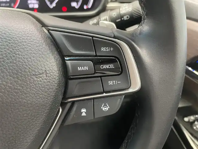 ホンダ オデッセイ アブソルート EX 鹿児島県 2021(令3)年 1.8万km 黒 禁煙車　/純正ナビ　/・フルセグＴＶ　/・Ｂｌｕｅｔｏｏｔｈ　/・DVD/CD　/・ＨＤＭＩ　/純正前後ドラレコ　/両側パワスラ　/ホンダセンシング　　　/前席シートヒーター　/全方位カメラ　/前後コーナーセンサー　/前席パワーシート/オットマン/ブラインドスポットインフォメーション/ドアバイザー/パワーバックドア/ステリモ/純正ビルドインETC2.0