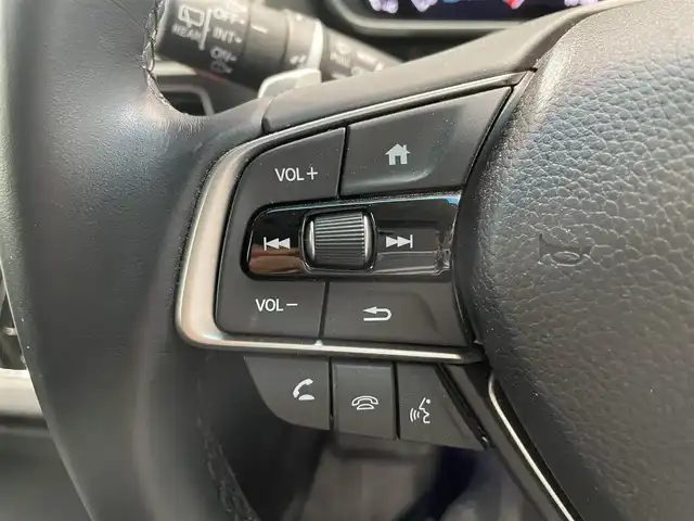 ホンダ オデッセイ アブソルート EX 鹿児島県 2021(令3)年 1.8万km 黒 禁煙車　/純正ナビ　/・フルセグＴＶ　/・Ｂｌｕｅｔｏｏｔｈ　/・DVD/CD　/・ＨＤＭＩ　/純正前後ドラレコ　/両側パワスラ　/ホンダセンシング　　　/前席シートヒーター　/全方位カメラ　/前後コーナーセンサー　/前席パワーシート/オットマン/ブラインドスポットインフォメーション/ドアバイザー/パワーバックドア/ステリモ/純正ビルドインETC2.0