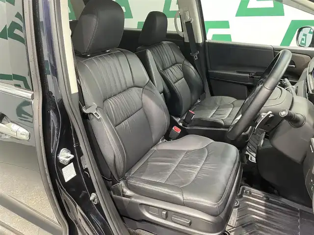 ホンダ オデッセイ アブソルート EX 鹿児島県 2021(令3)年 1.8万km 黒 禁煙車　/純正ナビ　/・フルセグＴＶ　/・Ｂｌｕｅｔｏｏｔｈ　/・DVD/CD　/・ＨＤＭＩ　/純正前後ドラレコ　/両側パワスラ　/ホンダセンシング　　　/前席シートヒーター　/全方位カメラ　/前後コーナーセンサー　/前席パワーシート/オットマン/ブラインドスポットインフォメーション/ドアバイザー/パワーバックドア/ステリモ/純正ビルドインETC2.0