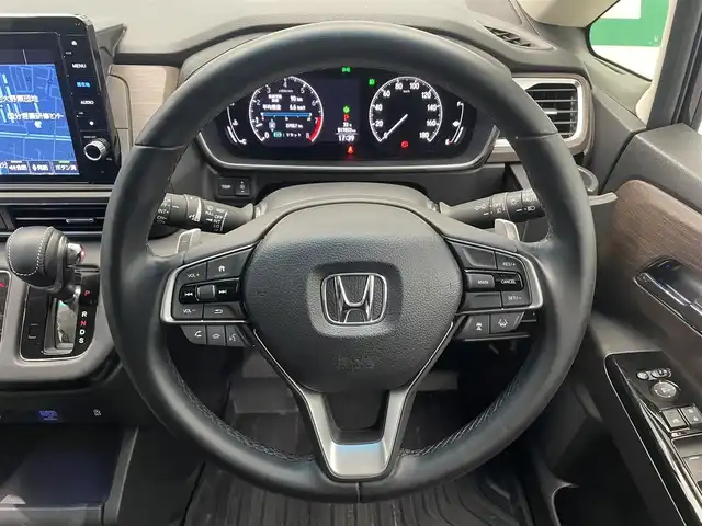 ホンダ オデッセイ アブソルート EX 鹿児島県 2021(令3)年 1.8万km 黒 禁煙車　/純正ナビ　/・フルセグＴＶ　/・Ｂｌｕｅｔｏｏｔｈ　/・DVD/CD　/・ＨＤＭＩ　/純正前後ドラレコ　/両側パワスラ　/ホンダセンシング　　　/前席シートヒーター　/全方位カメラ　/前後コーナーセンサー　/前席パワーシート/オットマン/ブラインドスポットインフォメーション/ドアバイザー/パワーバックドア/ステリモ/純正ビルドインETC2.0