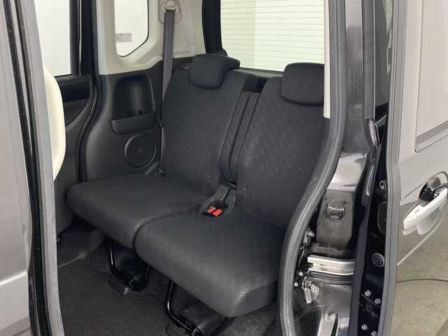 ホンダ Ｎ ＢＯＸ カスタム G ターボパッケージ 兵庫県 2013(平25)年 7.1万km クリスタルブラックパール ・Lパッケージ/・ターボパッケージ/・クルーズコントロール/・パドルシフト/・純正15インチアルミホイール/・社外7ナビ（AVIC-RZ900）CD/DVD/SD/フルセグ/BT/・バックカメラ/・ETC/・両側パワースライドドア/・本革巻きステアリング/・HIDヘッドライト/・オートライト/・フォグランプ/・スマートキー/・プッシュスタート/・純正フロアマット/・ドアバイザー/・横滑り防止装置/・アイドリングストップ