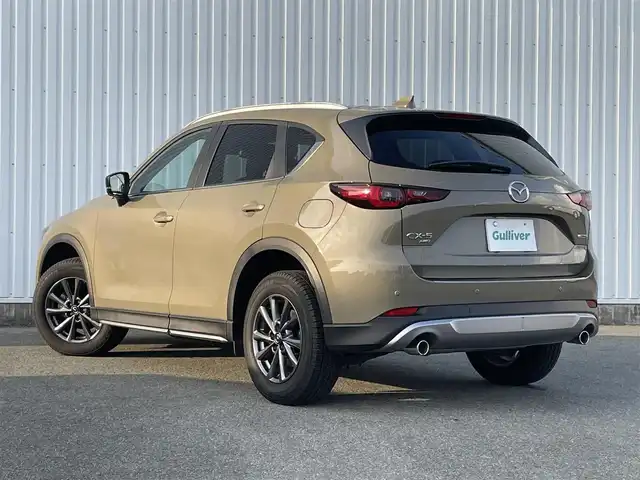 マツダ ＣＸ－５ XD フィールドジャーニー 福岡県 2023(令5)年 1.2万km ジルコンサンドメタリック ・純正１０．２５型ディスプレイナビ　/・フルセグＴＶ　/・ＡｐｐｌｅＣａｒＰｌａｙ/・i アクティブセンス/・３６０°モニター/・ブラインドスポットモニター/・ルーフレール　/・電動リアゲート　/・Ｄ席パワーシート　/・パドルシフト　/・ワイヤレス充電　/・ハーフレザーシート　/・ＥＴＣ/・前席/後席シートヒーター/・ステアリングヒーター/・ステアリングスイッチ/・LEDヘッドライト/・車線逸脱警報