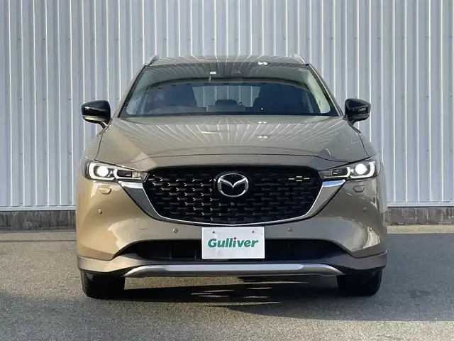 マツダ ＣＸ－５ XD フィールドジャーニー 福岡県 2023(令5)年 1.2万km ジルコンサンドメタリック ・純正１０．２５型ディスプレイナビ　/・フルセグＴＶ　/・ＡｐｐｌｅＣａｒＰｌａｙ/・i アクティブセンス/・３６０°モニター/・ブラインドスポットモニター/・ルーフレール　/・電動リアゲート　/・Ｄ席パワーシート　/・パドルシフト　/・ワイヤレス充電　/・ハーフレザーシート　/・ＥＴＣ/・前席/後席シートヒーター/・ステアリングヒーター/・ステアリングスイッチ/・LEDヘッドライト/・車線逸脱警報
