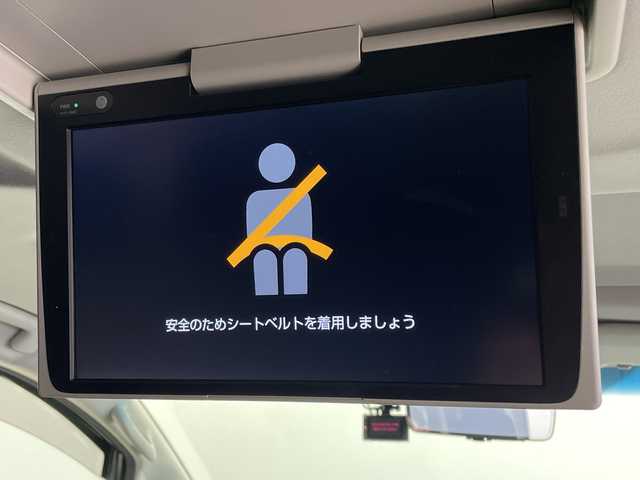 トヨタ アルファード S Cパッケージ 鹿児島県 2022(令4)年 4.1万km ホワイトパールクリスタルシャイン 純正ディスプレイオーディオ/（Bluetooth/USB)/サンルーフ/モデリスタエアロ/純正フリップダウンモニター/デジタルインナーミラー/ブラインドスポットモニター/バックカメラ/セーフティセンス/・プリクラッシュセーフティ/・ロードサインアシスト/・レーダークルーズコントロール/・レーントレーシングアシスト/・アダクティブハイビームシステム/3眼LEDヘッドライト/パワーバックドア/スマートキー/ビルトインETC2.0/前後ドライブレコーダー/黒レザーシート/前席パワーシート/前席シートヒーター/前席エアシート/ステアリングヒーター/カーテンエアバッグ/横滑り防止機能/純正18インチアルミホイール