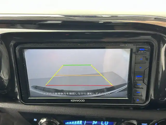 トヨタ ハイラックス Z 熊本県 2020(令2)年 5万km スーパーホワイトⅡ ソフトトノカバー　/社外ナビ（ＣＤ・ＤＶＤ・フルセグ・ＢＴ・ＳＤ・ipod）/バックカメラ　/社外前後ドライブレコーダー　/トヨタセーフティーセンス/・レーダークルーズコントロール　/・プリクラッシュセーフティ/・レーンディパーチャーアラート/・先行車発進お知らせ機能/・ロードサインアシスト/前後クリアランスソナー　/ダウンヒルアシスト　/横滑り防止/アイドリングストップ/純正ゴムフロアマット/純正17インチAW/オートライト/LEDヘッドライト/フォグライト/スマートキー/プッシュスタート/スペアキー1本/保証書/取扱説明書