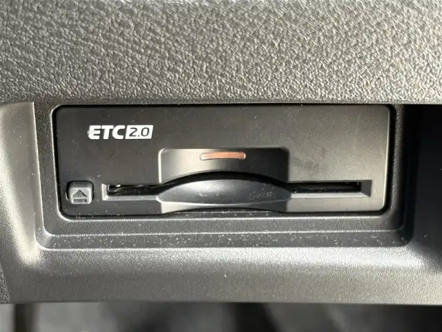 日産 セレナ e－パワー ハイウェイスター V 熊本県 2025(令7)年 0.4万km プリズムホワイト ・純正ナビ(BT/AppleCarPlay/USB)/・フルセグテレビ/・アラウンドビューモニター/・フリップダウンモニター/・プロパイロット/・ETC 2.0/・エマージェンシーブレーキ/・ブラインドスポットモニター/・両側パワースライドドア/・デジタルインナーミラー/・ブレーキホールド/・オートハイビーム/・シートヒーター/・ステアリングリモコン/・ステアリングヒーター