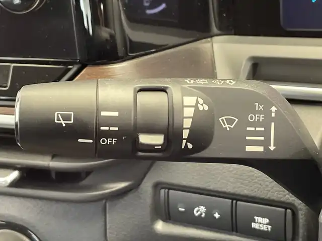 日産 オーラ G レザーエディション 栃木県 2022(令4)年 2万km ガーネットレッド/スーパーブラック 2トーン 純正９インチナビ/　（CD/DVD/フルセグTV/Bluetooth/USB）/アラウンドビューモニター/ＢＯＳＥサウンド　/プロパイロット　/エマージェンシーブレーキ/ビルトインＥＴＣ２．０　/三眼ＬＥＤヘッドライト　/デジタルインナーミラー　/ドライブレコーダー　/純正17インチAW