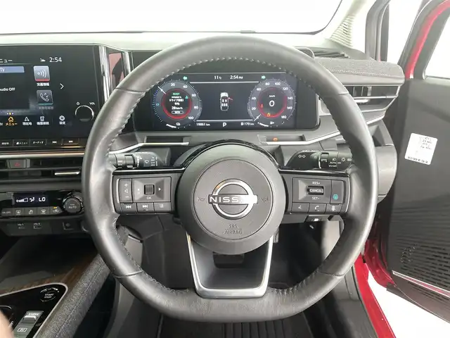 日産 オーラ G レザーエディション 福井県 2022(令4)年 2万km ガーネットレッド/スーパーブラック 2トーン 純正９インチナビ/　（CD/DVD/フルセグTV/Bluetooth/USB）/アラウンドビューモニター/ＢＯＳＥサウンド　/プロパイロット　/エマージェンシーブレーキ/ビルトインＥＴＣ２．０　/三眼ＬＥＤヘッドライト　/デジタルインナーミラー　/ドライブレコーダー　/純正17インチAW