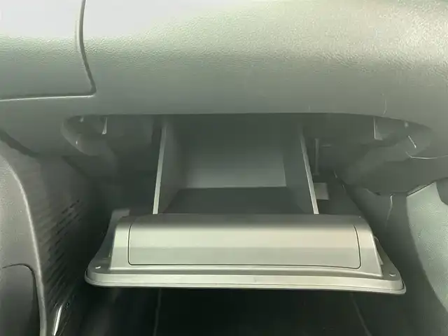 日産 オーラ G レザーエディション 福井県 2022(令4)年 2万km ガーネットレッド/スーパーブラック 2トーン 純正９インチナビ/　（CD/DVD/フルセグTV/Bluetooth/USB）/アラウンドビューモニター/ＢＯＳＥサウンド　/プロパイロット　/エマージェンシーブレーキ/ビルトインＥＴＣ２．０　/三眼ＬＥＤヘッドライト　/デジタルインナーミラー　/ドライブレコーダー　/純正17インチAW