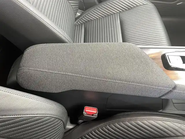 日産 オーラ G レザーエディション 福井県 2022(令4)年 2万km ガーネットレッド/スーパーブラック 2トーン 純正９インチナビ/　（CD/DVD/フルセグTV/Bluetooth/USB）/アラウンドビューモニター/ＢＯＳＥサウンド　/プロパイロット　/エマージェンシーブレーキ/ビルトインＥＴＣ２．０　/三眼ＬＥＤヘッドライト　/デジタルインナーミラー　/ドライブレコーダー　/純正17インチAW