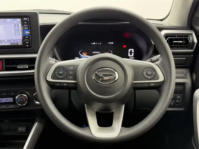ダイハツ ロッキー X 宮城県 2020(令2)年 4.5万km シャイニングホワイトパール 純正ナビ /スマートアシスト /衝突軽減ブレーキ /レーンキープアシスト /ハイビームアシスト /クリアランスソナー /誤発信抑制 /フルセグTV /Bluetoothオーディオ /CD/DVD/バックモニター /ETC /ドライブレコーダー /USB入力端子/充電用USBポート/LEDヘッドライト/純正15インチAW