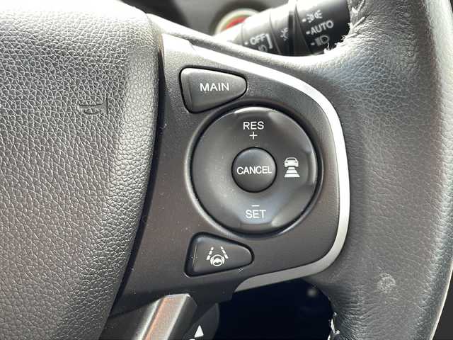 ホンダ フリード G ホンダセンシング 長野県 2017(平29)年 2.3万km コバルトブルーパール ホンダセンシング/・衝突軽減ブレーキ/・アダプティブクルーズコントロール/・車線維持支援システム/・歩行者事故低減ステアリング/・路外逸脱抑制機能/・誤発進抑制機能/・先行車発進お知らせ機能/・標識認識機能/社外8インチメモリナビ【AVIC-RL900】/(CD/DVD/フルセグTV/SD/BT)/バックカメラ/ビルトインETC/ドライブレコーダー/後部座席9インチプライベートモニター【TVM-PW900】/両側パワースライドドア/革巻きステアリング/ステアリングスイッチ/オートライト/スマートキー/Pスタート/電動格納ミラー/純正フロアマット/純正15インチAW/ドアバイザー
