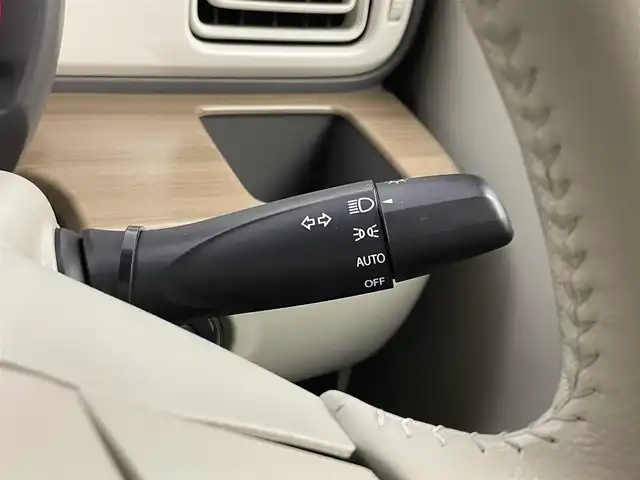 スズキ ラパン S 埼玉県 2018(平30)年 2.3万km アーバンブラウンパールメタリック 純正SDナビ/【CD/DVD/Bluetooth/フルセグ】/バックカメラ/レーダーブレーキサポート/HIDオートヘッドライト/シートヒーター【運転席】/プッシュスタート/スマートキー/ベンチシート