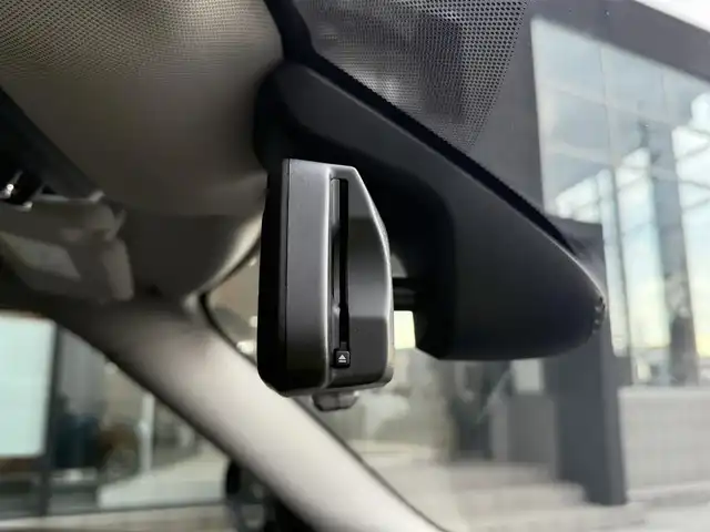 ＭＩＮＩ ミニ クロスオーバー クーパー D 和歌山県 2019(令1)年 6.6万km 青Ⅱ インテリＳＦ　/ＡＣＣ　/純正ナビ　/Ｂカメラ　/コーナーセンサー　/電動バックドア　　/ルーフレール　/ＬＥＤヘッドライト　/シートヒーター　/アンビエントライト　/ドラレコ　/ミラー型ＥＴＣ