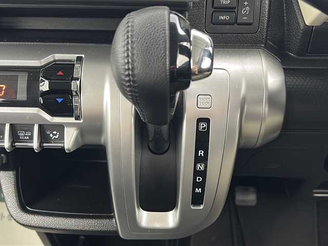 スズキ クロスビー HYBRID MZ 宮城県 2019(平31)年 6万km ミネラルグレーM 禁煙車/4WD/スズキセーフティサポート/・車線逸脱警報機能/・パーキングソナー/・横滑り防止装置/・ハイビームアシスト/デュアルセンサーブレーキサポート/クルーズコントロール/純正8インチSDナビ/・BT.CD.DVD.SD.USB/・フルセグTV/前席シートヒーター/ETC/ステアリングスイッチ/プッシュスタート/スマートキー×2/アイドリングストップ/LEDヘッドライト/LEDフォグライト/純正ラバーフロアマット/純正16インチAW/純正ドアバイザー/シートバックテーブル/ヒルディセントコントロール/スノーモード