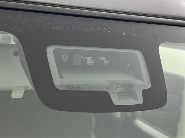 スズキ クロスビー HYBRID MZ 宮城県 2019(平31)年 6万km ミネラルグレーM 禁煙車/4WD/スズキセーフティサポート/・車線逸脱警報機能/・パーキングソナー/・横滑り防止装置/・ハイビームアシスト/デュアルセンサーブレーキサポート/クルーズコントロール/純正8インチSDナビ/・BT.CD.DVD.SD.USB/・フルセグTV/前席シートヒーター/ETC/ステアリングスイッチ/プッシュスタート/スマートキー×2/アイドリングストップ/LEDヘッドライト/LEDフォグライト/純正ラバーフロアマット/純正16インチAW/純正ドアバイザー/シートバックテーブル/ヒルディセントコントロール/スノーモード