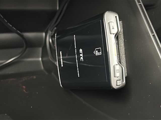スズキ クロスビー HYBRID MZ 宮城県 2019(平31)年 6万km ミネラルグレーM 禁煙車/4WD/スズキセーフティサポート/・車線逸脱警報機能/・パーキングソナー/・横滑り防止装置/・ハイビームアシスト/デュアルセンサーブレーキサポート/クルーズコントロール/純正8インチSDナビ/・BT.CD.DVD.SD.USB/・フルセグTV/前席シートヒーター/ETC/ステアリングスイッチ/プッシュスタート/スマートキー×2/アイドリングストップ/LEDヘッドライト/LEDフォグライト/純正ラバーフロアマット/純正16インチAW/純正ドアバイザー/シートバックテーブル/ヒルディセントコントロール/スノーモード