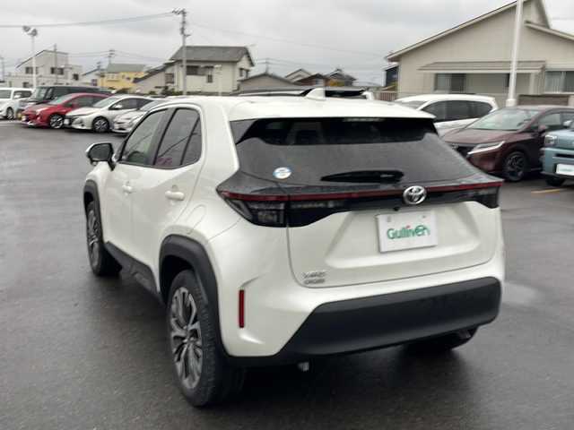 トヨタ ヤリスクロス Z 香川県 2022(令4)年 1.9万km ホワイトパールクリスタルシャイン ワンオーナー/８インチディスプレィオーディオ/バックカメラ/セーフティセンス/・プリクラッシュセーフティ/・レーントレーシングアシスト/・レーダークルーズコントロール/・オートマチックハイビーム/・ロードサインアシスト/インテリジェントクリアランスソナー/ＬＥＤヘッドライト/オートライト/シートヒーター/パワーシート/ＥＴＣ/ドライブレコーダー/スマートキー