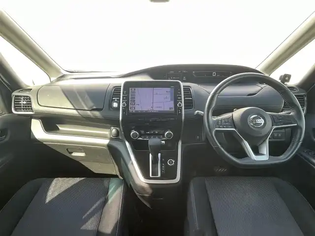 日産 セレナ ハイウェイスター 山口県 2017(平29)年 9.8万km ブリリアントホワイトパール 9型ナビ フルセグTV CD DVD BT BD/フリップダウンモニター/バックカメラ/両側パワースライドドア/LEDオートヘッドライト/フォグライト/クルーズコントロール/スマートキー 2個/バックソナー/前後ドラレコ/ステアリングリモコン/ハンズフリーオートスライドドア/衝突被害軽減ブレーキ/レーンアシスト/禁煙車