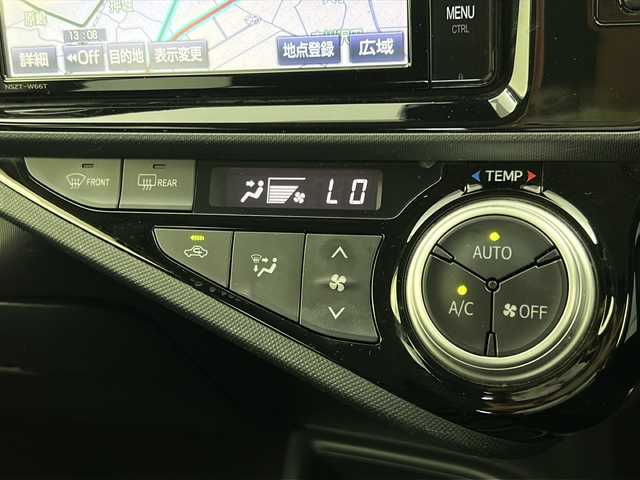 トヨタ アクア S スタイルブラック 宮城県 2016(平28)年 3万km ダークブルーマイカ 禁煙車/Toyota Safety Sense /・プリクラッシュセーフティ/・レーンディパーチャーアラート/・オートマチックハイビーム/純正7型ナビ/・BT.CD.DVD.SD/・フルセグTV/前席シートヒーター/プッシュスタート/スマートキー/横滑り防止/LEDヘッドライト/LEDフォグライト/純正フロアマット/nanoe/電格ミラー