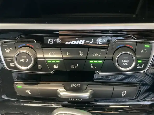 ＢＭＷ ２１８ｉ グランツアラー 熊本県 2019(令1)年 4.6万km アルピンホワイトⅢ ・スマートキー/・プッシュスタート/・インテリジェントセーフティ/・PDC自動起動/・パーキングアシスト/・ハーフレザーシート/・前席シートヒーター /・純正HDDナビ/　【DVD・Bluetooth・USB・MSV】/・バックカメラ/・ETC/・ドライブレコーダー(前後録画)/・パワーバックドア/・LEDヘッドランプ/・LEDフォグランプ/・純正マット/・保証書/取説