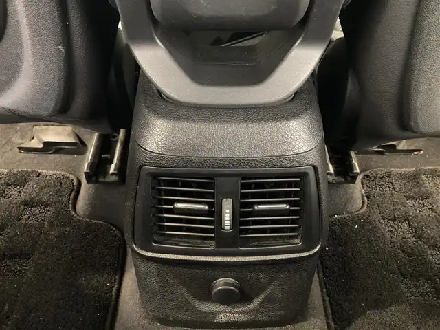 ＢＭＷ ２１８ｉ グランツアラー 熊本県 2019(令1)年 4.6万km アルピンホワイトⅢ ・スマートキー/・プッシュスタート/・インテリジェントセーフティ/・PDC自動起動/・パーキングアシスト/・ハーフレザーシート/・前席シートヒーター /・純正HDDナビ/　【DVD・Bluetooth・USB・MSV】/・バックカメラ/・ETC/・ドライブレコーダー(前後録画)/・パワーバックドア/・LEDヘッドランプ/・LEDフォグランプ/・純正マット/・保証書/取説