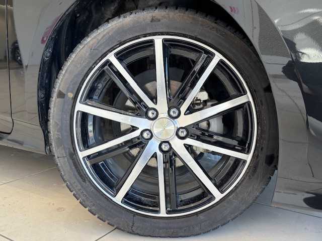 トヨタ プリウス S ツーリングセレ ブラックED 埼玉県 2022(令4)年 2.9万km プレシャスブラックパール トヨタセーフティーセンス /ディスプレイオーディオ（ナビ・TV付き） /バックカメラ /レーダークルーズコントロール /LEDオートライト /革シート /シートヒーター /社外17インチアルミホイール/ステアリングスイッチ /純正ETC2.0