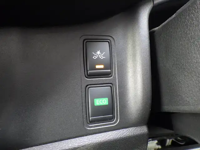 日産 セレナ ハイウェイスターVセレクションⅡ 愛知県 2019(平31)年 4.9万km ダイヤモンドブラック エマージェンシーブレーキ/プロパイロット/インテリジェントクルーズコントロール/ハンスフリー両側パワースライドドア/純正SDナビ/地デジTV/【BD/DVD/CD再生機能　Bluetooth接続】/アラウンドビューモニター/フリップダウンモニター/ドライブレコーダー（DJ4-D）/革巻きステアリング/ステアリングスイッチ/ETC/LEDヘッドライト/フォグライト/ウインカーミラー/コーナーセンサー/純正16インチアルミホイル/サイド/カーテンエアバッグ/インテリジェントキー