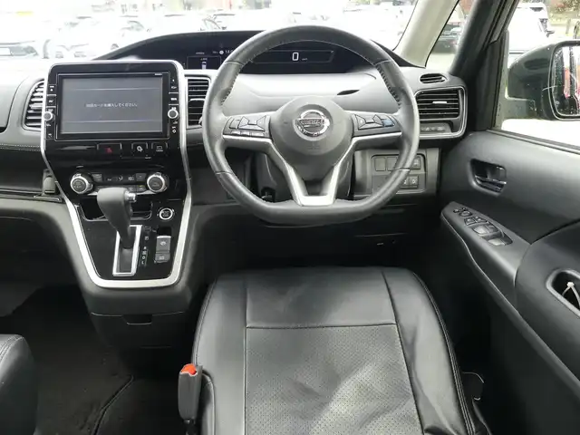 日産 セレナ ハイウェイスターVセレクションⅡ 愛知県 2019(平31)年 4.9万km ダイヤモンドブラック エマージェンシーブレーキ/プロパイロット/インテリジェントクルーズコントロール/ハンスフリー両側パワースライドドア/純正SDナビ/地デジTV/【BD/DVD/CD再生機能　Bluetooth接続】/アラウンドビューモニター/フリップダウンモニター/ドライブレコーダー（DJ4-D）/革巻きステアリング/ステアリングスイッチ/ETC/LEDヘッドライト/フォグライト/ウインカーミラー/コーナーセンサー/純正16インチアルミホイル/サイド/カーテンエアバッグ/インテリジェントキー