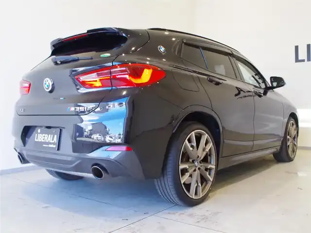 ＢＭＷ Ｘ２ M35i 岐阜県 2019(令1)年 5.1万km サファイアブラックP アドバンスドアクティブセーフティパケージ　/● BMWヘッドアップ・ディスプレイ/●ドライビング・アシスト・プラス（／アクティブ・クルーズ・コントロール 〔ストップゴー機能付〕）/コンフォート・パッケージ　/● オートマチック・テールゲート・オペレーション（ オープン・クローズ）/● フロント・シート・ヒーティング/Ｍ Sport Ｘ　エクステリア・パッケージ　/（フローズン・グレーのフロント・バンパー・カバー、リヤ・スカート、ホイール・アーチ、サイド・シル）/コーナーセンサー/バックカメラ/純正ナビ