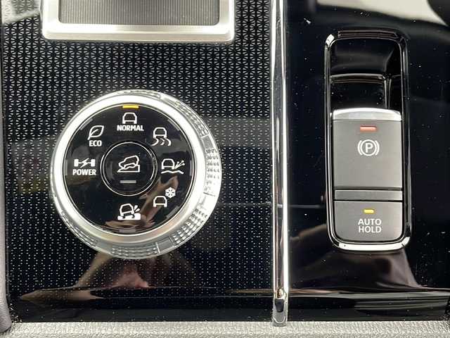 三菱 アウトランダー ＰＨＥＶ ブラックエディション 鹿児島県 2023(令5)年 1.2万km アメジストブラック 純正メモリナビ/(BT/AppleCarPlay/Androidauto/フルセグTV)/アラウンドビューモニター/パワーシート/ワイヤレス充電/パワーバックドア/レーダークルーズコントロール/オートマチックハイビーム/前後コーナーセンサー/パドルシフト/ステアリングヒーター/前席シートヒーター/ハーフレザーシート/バックカメラ/レーンキープアシスト/ブラインドスポットモニター/プラグインHV/アイドリングストップ/純正フロアマット/純正20インチアルミホイール