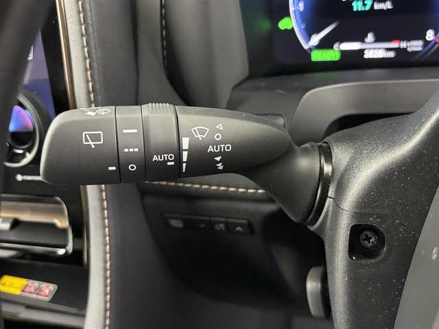 トヨタ アルファードハイブリット Z 埼玉県 2024(令6)年 0.4万km プラチナホワイトパールマイカ メーカーディスプレイオーディオ＋ナビ（TV/BT)/アラウンドビューカメラ/HDU/BSM/FCTA/LCA/トヨタチームメイト緊急時操舵支援システム/フル液晶メーター/置くだけ充電/HDMI端子/両側パワースライドドア/パワーバックドア/追従型クルーズコントロール/純正18インチアルミホイール/純正フロアマット/レーンキープアシスト/衝突軽減システム/クリアランスソナー前後/パワーシート/エアーシート/電動オットマン/2.0ETC
