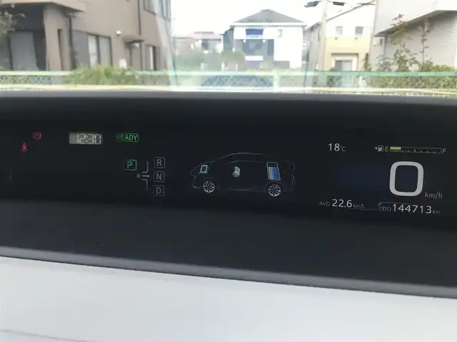 トヨタ プリウス S ツーリングセレクション 栃木県 2016(平28)年 14.5万km アティチュードブラックマイカ 株)IDOMが運営する【じしゃロン小山店】の自社ローン専用車両になります。こちらは現金またはオートローンご利用時の価格です。自社ローンご希望の方は別途その旨お申付け下さい//禁煙車/純正フルセグナビ/（CD/DVD/AM/FMラジオ）/(Bluetooth)/スマートキー/プッシュスタート/バックカメラ/ＥＴＣ２．０/両側パワースライド/フリップダウンモニター/ステアリングリモコン/電動格納ドアミラー/パワーウインドウ/オートライト/防眩ミラー