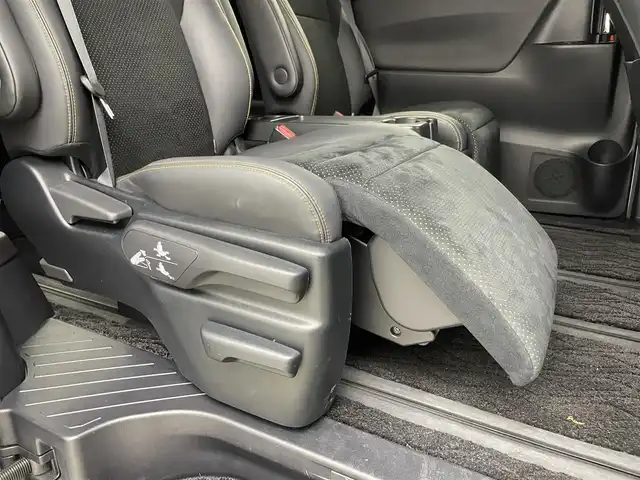 トヨタ ヴェルファイア Z ゴールデンアイズ 千葉県 2020(令2)年 2.1万km ホワイトパールクリスタルシャイン 禁煙車/トヨタセーフティセンス/・プリクラッシュセーフティ/・レーントレーシングアシスト/・ロードサインアシスト/・インテリジェントクリアランスソナー/・アダプティブハイビームシステム/・ブラインドスポットモニター/・リヤクロストラフィックアラート/両側パワースライドドア/パワーバックドア/純正9インチディスプレイオーディオ/バックカメラ/レーダークルーズコントロール/LEDオートライト/ハーフレザーシート/純正18インチアルミホイール/オートエアコン/プッシュスタート/スマートキー