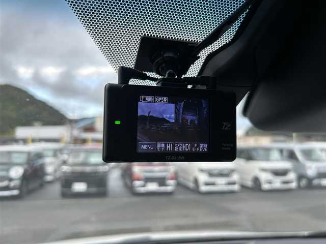 トヨタ アルファード S Cパッケージ 愛媛県 2020(令2)年 3.1万km ホワイトパールクリスタルシャイン JBLプレミアムサウンド/純正9.8インチナビ/Bluetooth・Miracast・フルセグTV/パノラミックビューモニター/後席リアエンターテイメントシステム/ダブルムーンルーフ/デジタルインナーミラー/3眼LEDヘッドライト/ステアリングヒーター/ビルトインETC2.0/前後ドライブレコーダー/レーダー探知機/パワーシート/前席シートヒーター/前席ベンチレーション/プリクラッシュセーフティ/レーントレーシングアラート/パーキングサポートブレーキ/クリアランスソナー/ブラインドスポットモニター/リアクロストラフィックアラート/ロードサインアシスト/アダプティブクルーズコントロール/オートマチックヘッドライト/フォグランプ/オートハイビーム/純正18インチアルミホイール/禁煙車