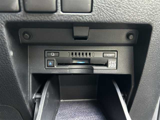 トヨタ アルファード S Cパッケージ 愛媛県 2020(令2)年 3.1万km ホワイトパールクリスタルシャイン JBLプレミアムサウンド/純正9.8インチナビ/Bluetooth・Miracast・フルセグTV/パノラミックビューモニター/後席リアエンターテイメントシステム/ダブルムーンルーフ/デジタルインナーミラー/3眼LEDヘッドライト/ステアリングヒーター/ビルトインETC2.0/前後ドライブレコーダー/レーダー探知機/パワーシート/前席シートヒーター/前席ベンチレーション/プリクラッシュセーフティ/レーントレーシングアラート/パーキングサポートブレーキ/クリアランスソナー/ブラインドスポットモニター/リアクロストラフィックアラート/ロードサインアシスト/アダプティブクルーズコントロール/オートマチックヘッドライト/フォグランプ/オートハイビーム/純正18インチアルミホイール/禁煙車