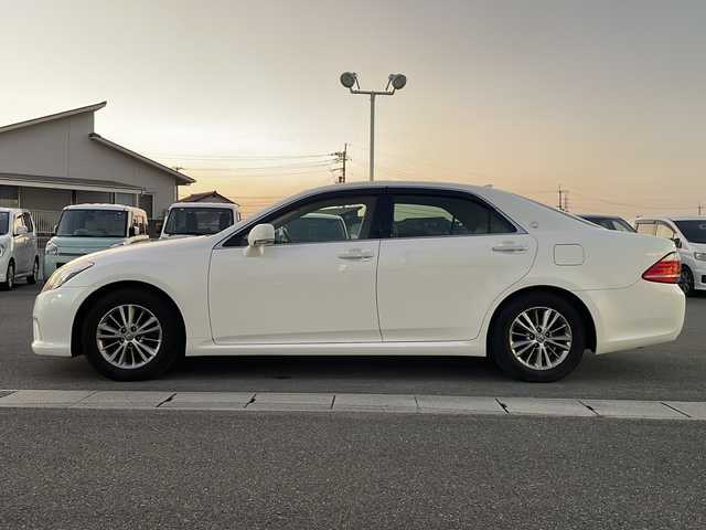 トヨタ クラウン ロイヤル ロイヤルサルーン 香川県 2010(平22)年 6.6万km ホワイトパールクリスタルシャイン 純正HDDナビ（フルセグTV/CD/DVD再生）/バックカメラ/サンルーフ/前方ドライブレコーダー/パワーシート/ビルトインETC/LEDヘッドライト/スペアキー