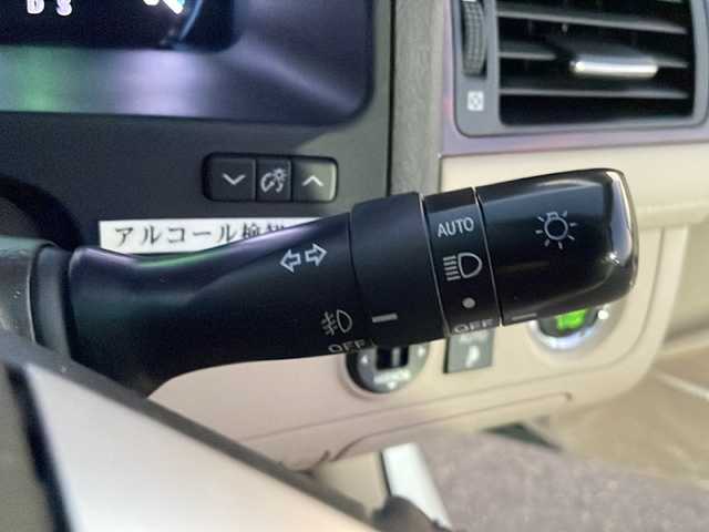 トヨタ クラウン ロイヤル ロイヤルサルーン 香川県 2010(平22)年 6.6万km ホワイトパールクリスタルシャイン 純正HDDナビ（フルセグTV/CD/DVD再生）/バックカメラ/サンルーフ/前方ドライブレコーダー/パワーシート/ビルトインETC/LEDヘッドライト/スペアキー