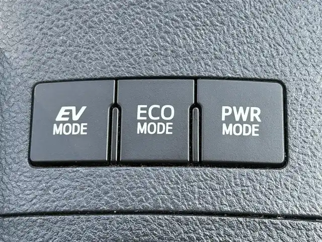 トヨタ オーリスハイブリッド 愛媛県 2016(平28)年 5.6万km レッドマイカメタリック 登録時走行距離：36098Km/トヨタセーフティセンス/純正ナビ/横滑り防止装置/衝突軽減システム/レーンキープアシスト/エンジンスタートボタン/Bカメラ/前ドラレコ/純正ETC/ＡＢS/ハーフレザーシート/LEDヘッドライト/オートライト/スマートキー/純正アルミホイール